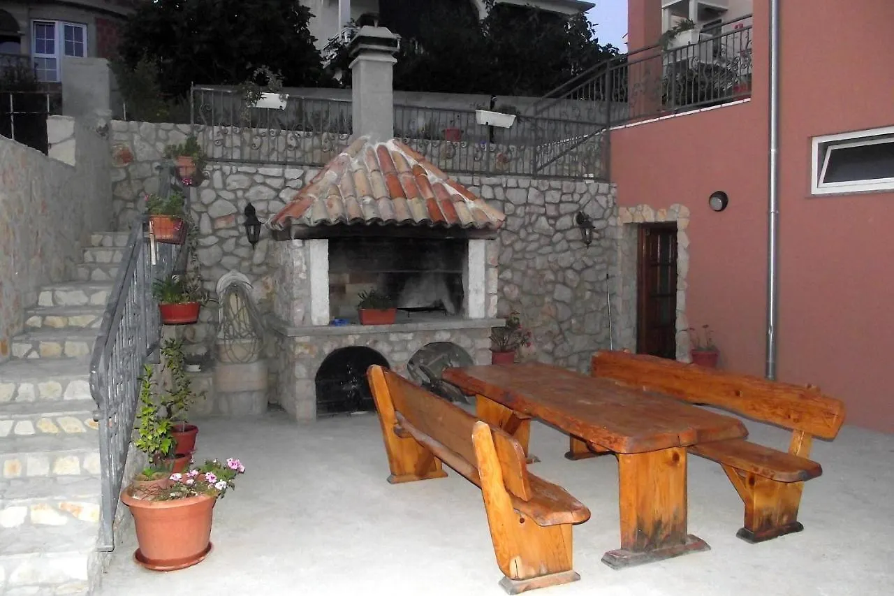 Apartments With A Swimming Pool Novi Vinodolski - 5479