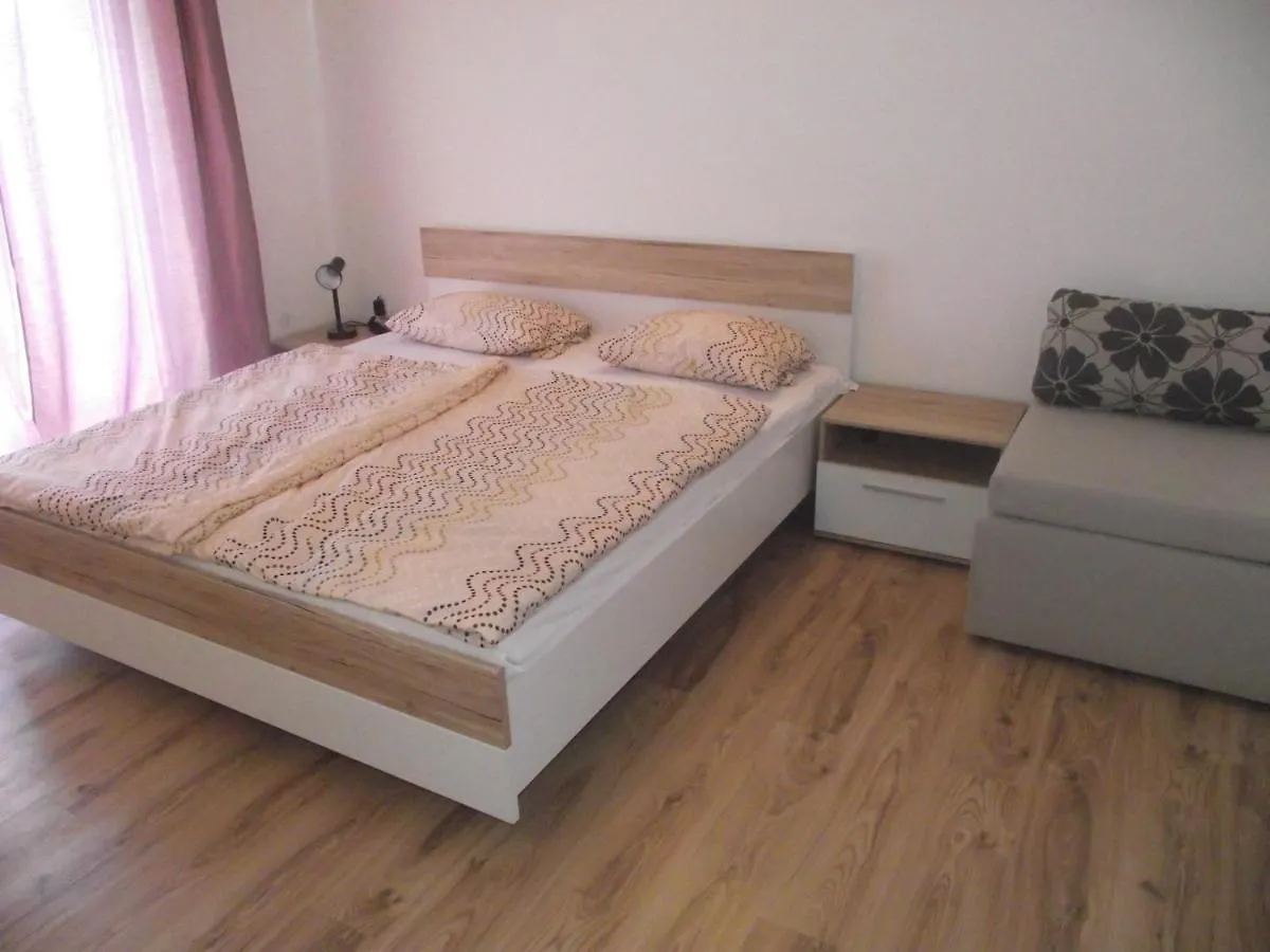 Apartments With A Swimming Pool Novi Vinodolski - 5479