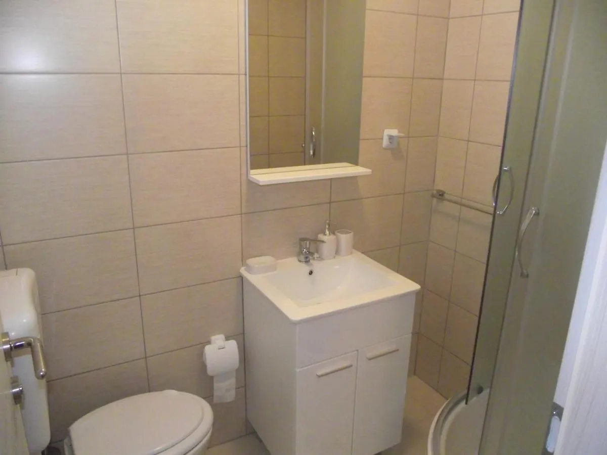 Apartments With A Swimming Pool Novi Vinodolski - 5479